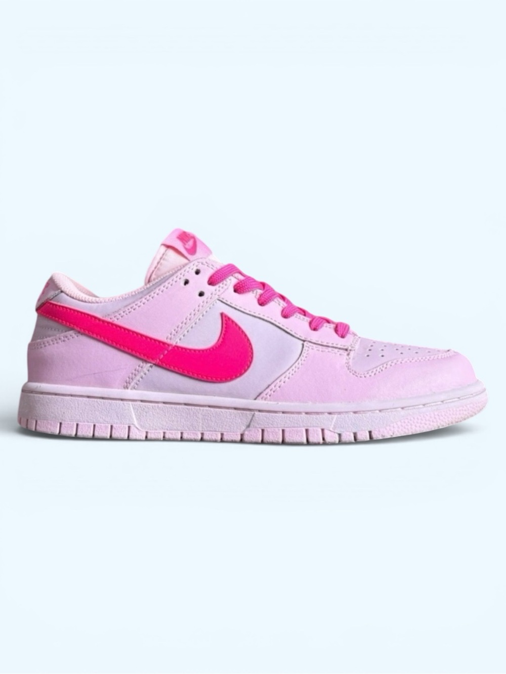 NIKE Triple Pink DH9756-600 Sneakers Size 8.5 Men